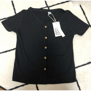 Tシャツ　レディース カットソー　シャツ　ブラック　黒(Tシャツ(半袖/袖なし))