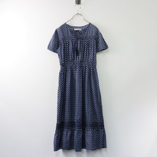 DRESSTERIOR - ドレステリア LE TiROiR de DRESSTERIOR 総柄 ギャザー ワンピース M/ネイビー タッセル スキッパー 半袖 刺繍 【2400013880589】