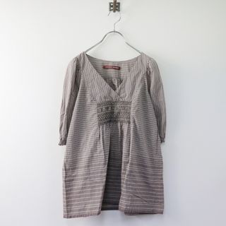 コントワーデコトニエ(Comptoir des cotonniers)のコントワーデコトニエ COMPTOIR DES COTONNIERS Vネック 刺繍 ブラウス 36/ブラウン シャツ カットソー【2400013880657】(シャツ/ブラウス(長袖/七分))