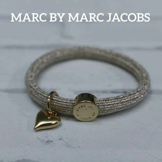 マークジェイコブス(MARC JACOBS)の【匿名配送】マークバイマークジェイコブス ブレスレット ゴム ロゴ ピンク 2(ブレスレット/バングル)