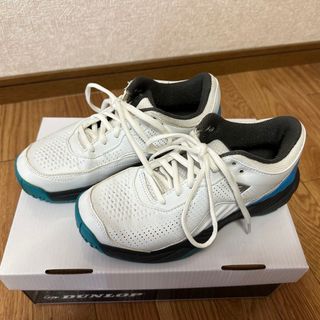 ダンロップ(DUNLOP)の【中古】ダンロップ テニスシューズ ホワイト×ブル(シューズ)