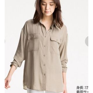 ユニクロ(UNIQLO)のUNIQLO ドレープウォッシュワークシャツ（長袖）(シャツ/ブラウス(長袖/七分))