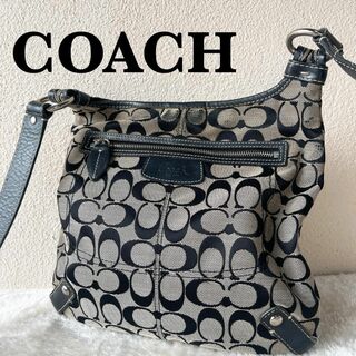 コーチ(COACH)の美品✨COACH コーチショルダーバッグハンドバッグブラック黒シグネチャー総柄(ショルダーバッグ)