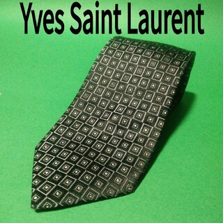 イヴサンローラン(Yves Saint Laurent)の【極美品】イヴサンローラン　イブサンローラン　ネクタイ　ブラック　黒(ネクタイ)