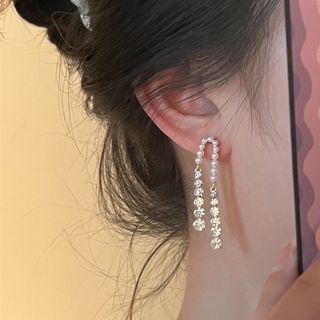 【人気】 ピアス　パール　韓国　きれいめ　結婚式　揺れる　ガーリー(ピアス)