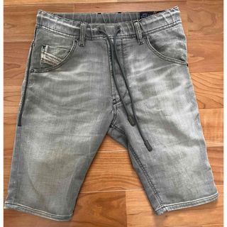 ディーゼル(DIESEL)のディーゼル　ジョグジーンズ　jog jeans ブラックデニム　26インチ(ショートパンツ)