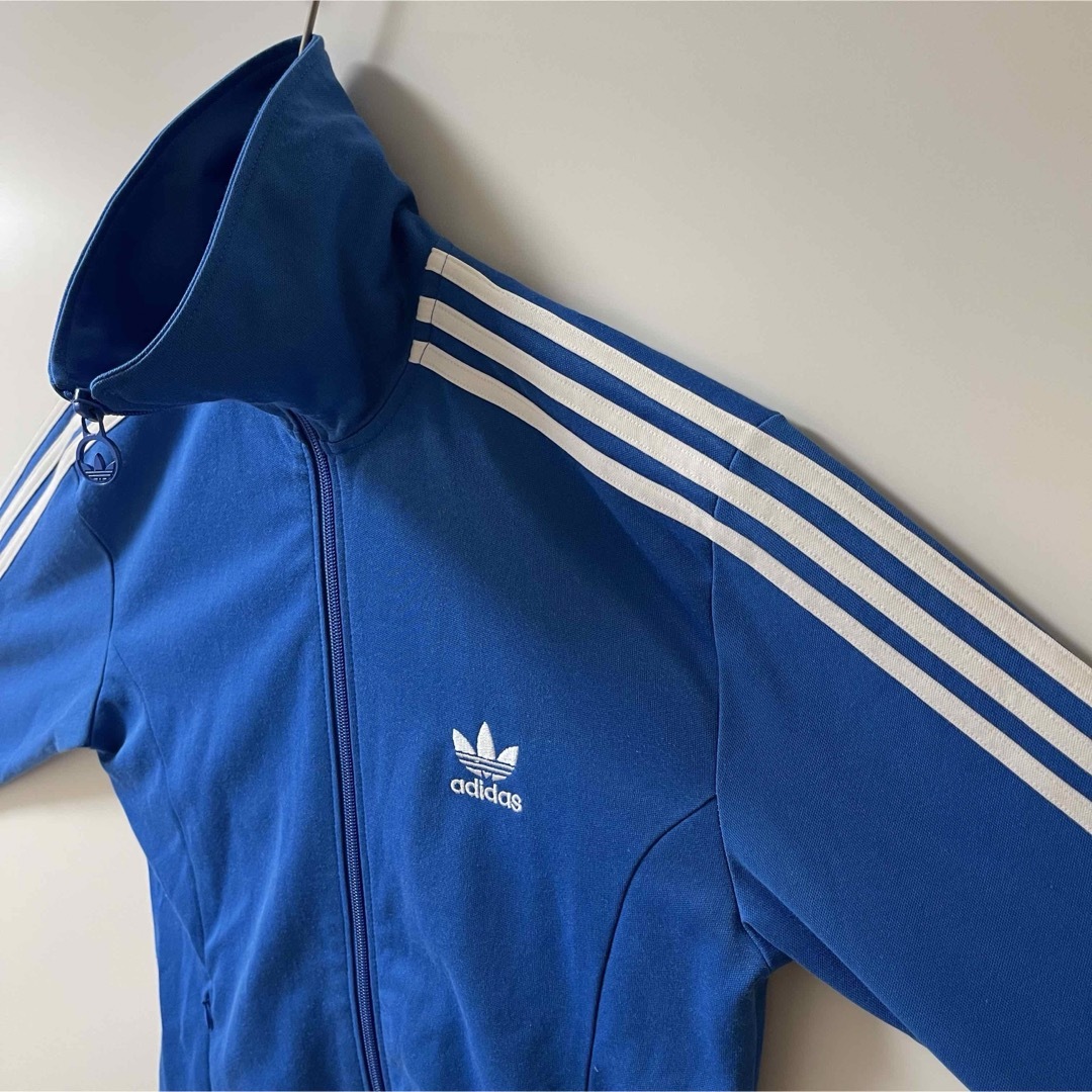 adidas - 美品L】アディダス刺繍トラックジャケット古着ジャージ adidas - 美品L】アディダス刺繍トラックジャケット古着ジャージ