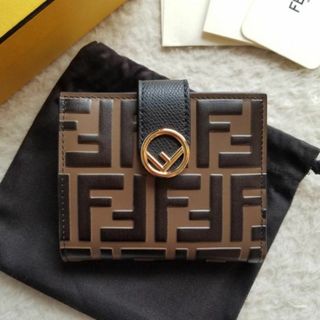 FENDI - 国内完売 FENDI フェンディ F is Fendi FFロゴ 2つ折り財布