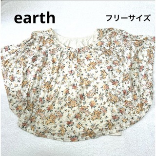 アースミュージックアンドエコロジー(earth music & ecology)のearth 花柄トップス　フリーサイズ(その他)