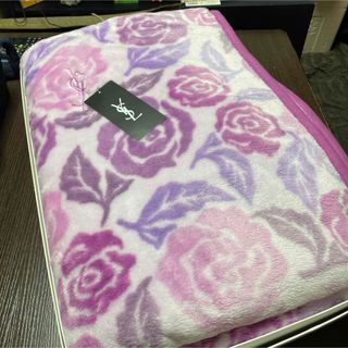 Yves Saint Laurent - イヴサンローラン シルク混綿毛布 ピンク Yves Saint Laurent - イヴサンローラン シルク混綿毛布 ピンク