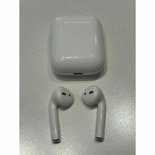 アップル(Apple)のエアーポッズ　第一世代　AirPods Apple国内正規品(ヘッドフォン/イヤフォン)