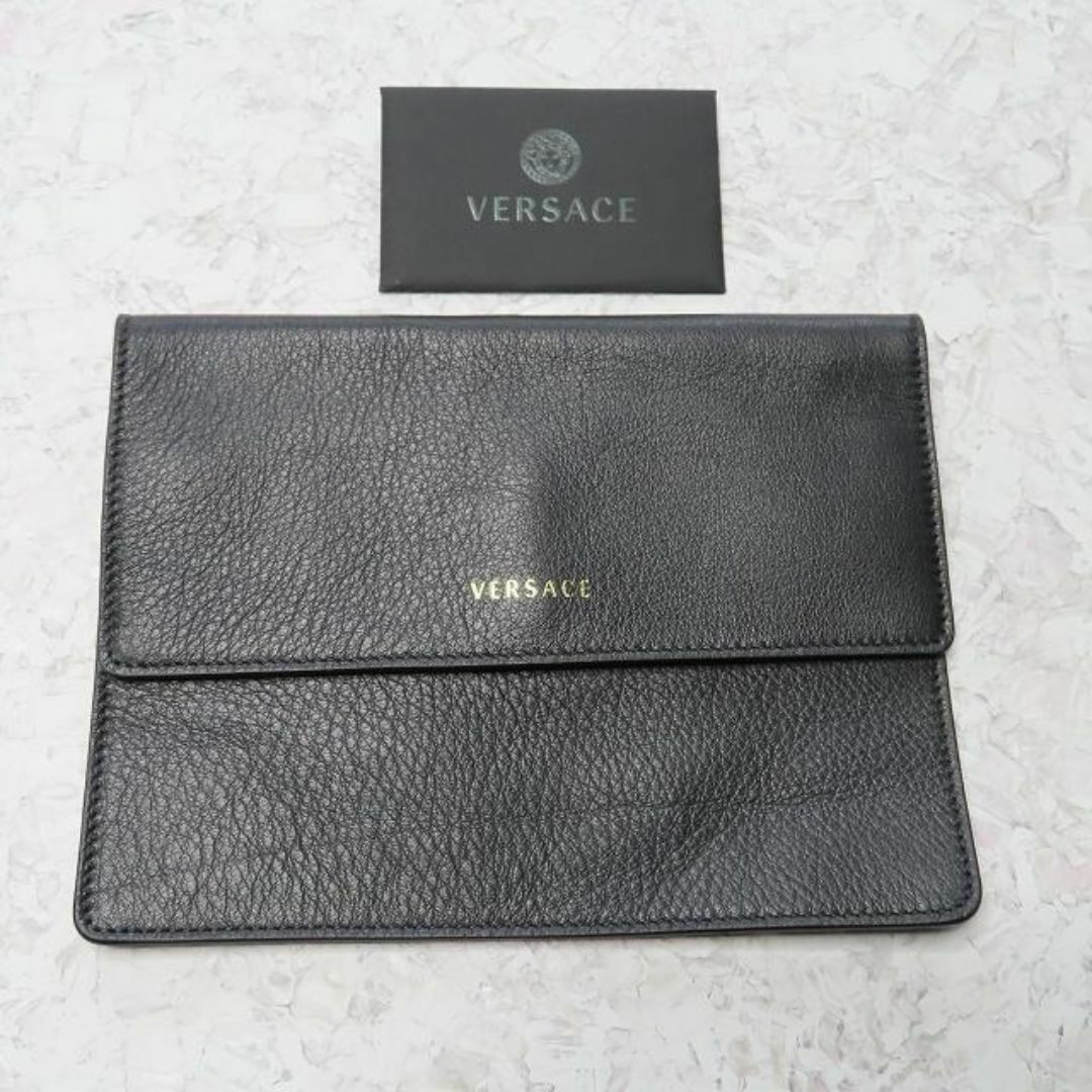 VERSACE - 未使用品VERSACEナイロントートバッグポーチレザー VERSACE - 未使用品VERSACEナイロントートバッグポーチレザー