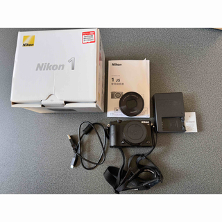 ニコン(Nikon)のNikon 1 j5(ミラーレス一眼)