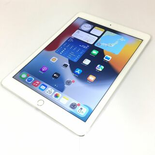 アイパッド(iPad)の【B】iPad Air 2 Wi-Fi + Cellular/32GB/352072076845406(タブレット)