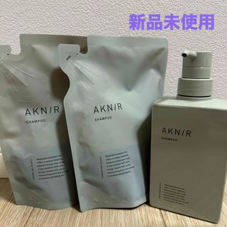 AKNIR薬用ヘアアクニー　シャンプー本体x1 詰替え用x2