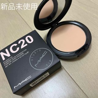 マック(MAC)の新品MAC スタジオフィックス パウダー プラス ファンデーション NC20(ファンデーション)