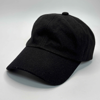 ジーユー(GU)のGU ブラック　黒　キャップ　帽子 ユニセックス(キャップ)