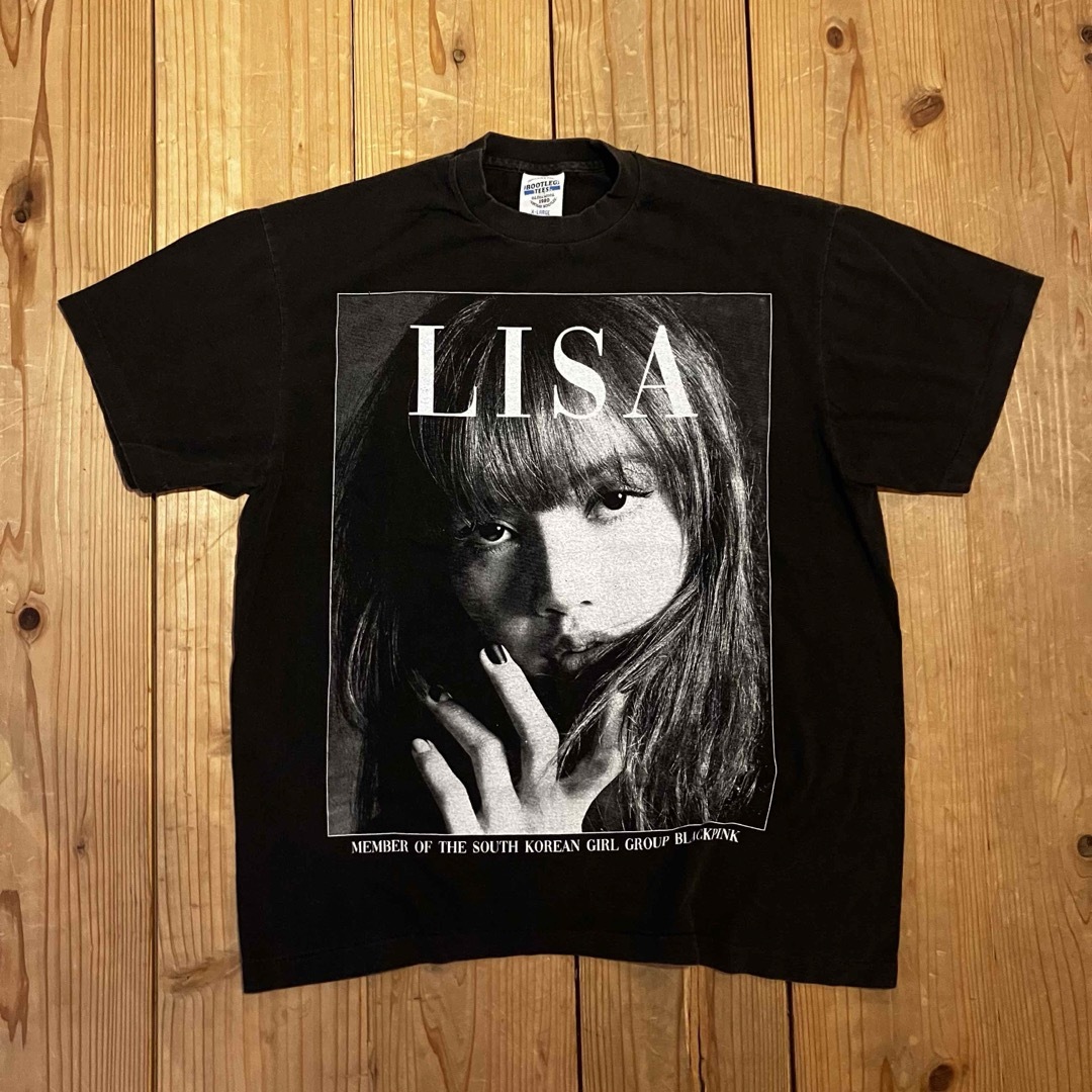 BLACK PINK ブラックピンク リサ LISA バンドT ツアーT 古着Tの BLACK PINK ブラックピンク リサ LISA バンドT ツアーT 古着Tの