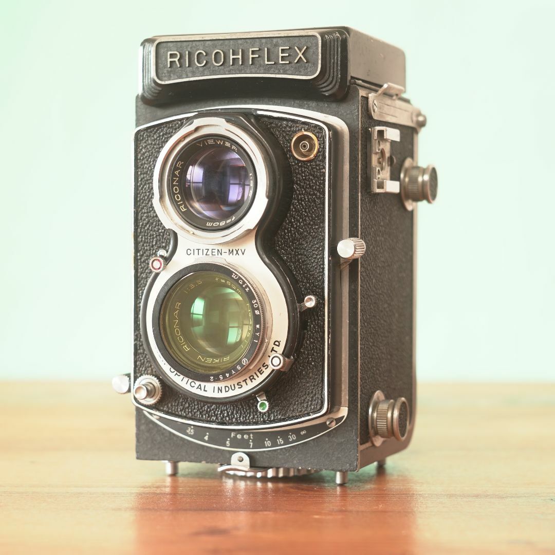 完動品◎RICOHFLEX NEW DIA 二眼レフ フィルムカメラ #739 完動品◎RICOHFLEX NEW DIA 二眼レフ フィルムカメラ #739