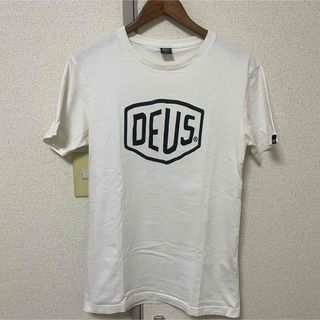 デウスエクスマキナ(Deus ex Machina)のUSED 古着 デウス DEUS シールド ロゴ Tシャツ ホワイト S(Tシャツ/カットソー(半袖/袖なし))