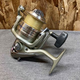 ダイワ(DAIWA)の【Nぬ1727】DIWA FIRESPIN-HG4000リールフィッシングダイワ(リール)