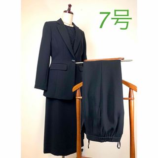 【極美品】fairmarry ４点セット　7号　喪服礼服　パンツ・スカート　黒(礼服/喪服)