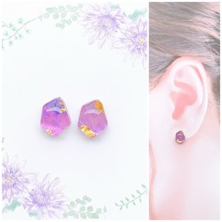 パープルペンタゴン10mm鉱石ピアス/イヤリング(ピアス)