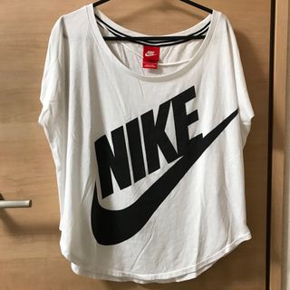 ナイキ(NIKE)のNIKE Tシャツ でかロゴ 白 L(Tシャツ(半袖/袖なし))