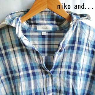 ニコアンド(niko and...)のニコアンド　チェックシャツ　青　ブルー　サイズ4　niko and(シャツ/ブラウス(長袖/七分))