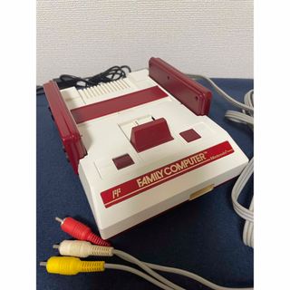 ファミリーコンピュータ(ファミリーコンピュータ)のファミコン本体 AV化改造 USB電源　台数限定！ヒビ有り傷有り特価品！(家庭用ゲーム機本体)