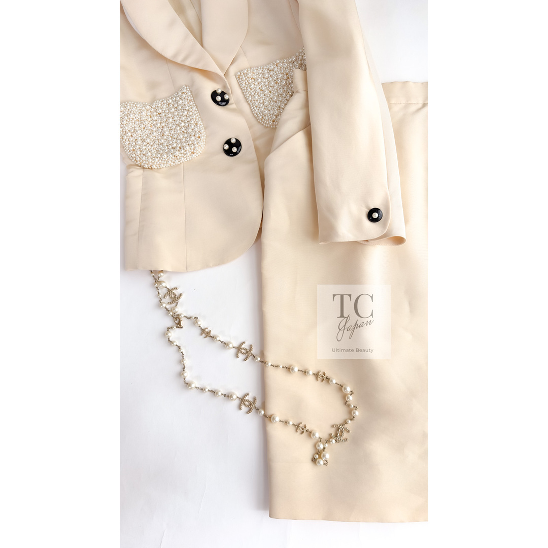 CHANEL - シャネル スーツ CHANEL 90S 貴重 ヴィンテージ CHANEL - シャネル スーツ CHANEL 90S 貴重 ヴィンテージ