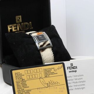 フェンディ(FENDI)のFendi　フェンディ　ハラコ　バングル　ウォッチ　スクエア　4008(腕時計)
