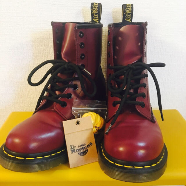 Dr.Martens(ドクターマーチン)の再値下☆Dr.Martens☆ドクターマーチン☆茶☆替紐未使用☆箱無☆ レディースの靴/シューズ(ブーツ)の商品写真