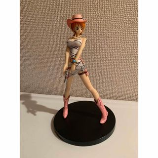 ONE PIECE - ワンピース　ナミ　フィギュア　人形　コレクション　ミニスカート　ウエスタンブーツ