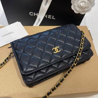 CHANEL - 本日限定値下げ！お値下げ可！CHANEL チェーンウォレット 美品 売り切り