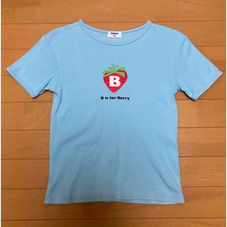 ユニクロ(UNIQLO)のTシャツ　水色　いちご　150(Tシャツ/カットソー)