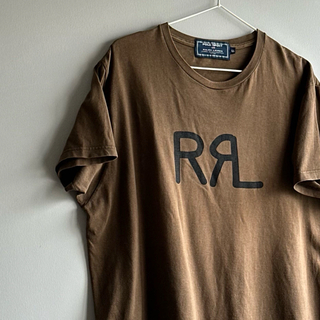 ポロ(POLO（RALPH LAUREN）)の《used》Ralph Lauren RRL メンズ　半袖Tシャツ　ロゴ　茶　(Tシャツ/カットソー(半袖/袖なし))