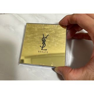 イヴサンローラン(Yves Saint Laurent)の未使用　イヴ・サンローラン　鏡　ミラー(ミラー)