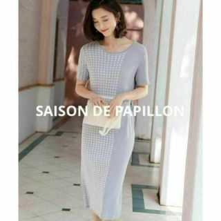 SAISON DE PAPILLON - 新品 大人上品 ニットドレス 千鳥柄ドロストリボン切替ワンピース グレー色