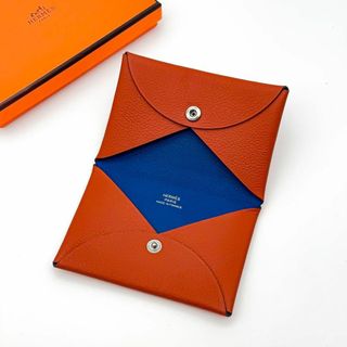 エルメス(Hermes)の【超極美品】エルメス カルヴィ カードケース オレンジ Z刻印 定期入れ(名刺入れ/定期入れ)