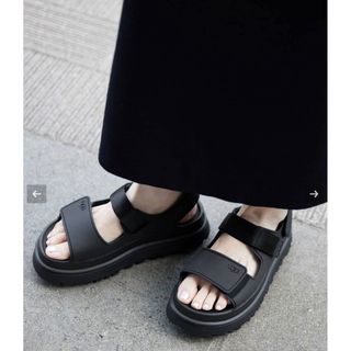 アグ(UGG)のUGG/アグ GoldenGlow Sandal BLK 23(サンダル)