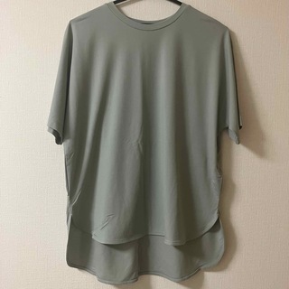 UNFILO FORM フォルムＴシャツ　グリーンＭサイズ  (Tシャツ(半袖/袖なし))