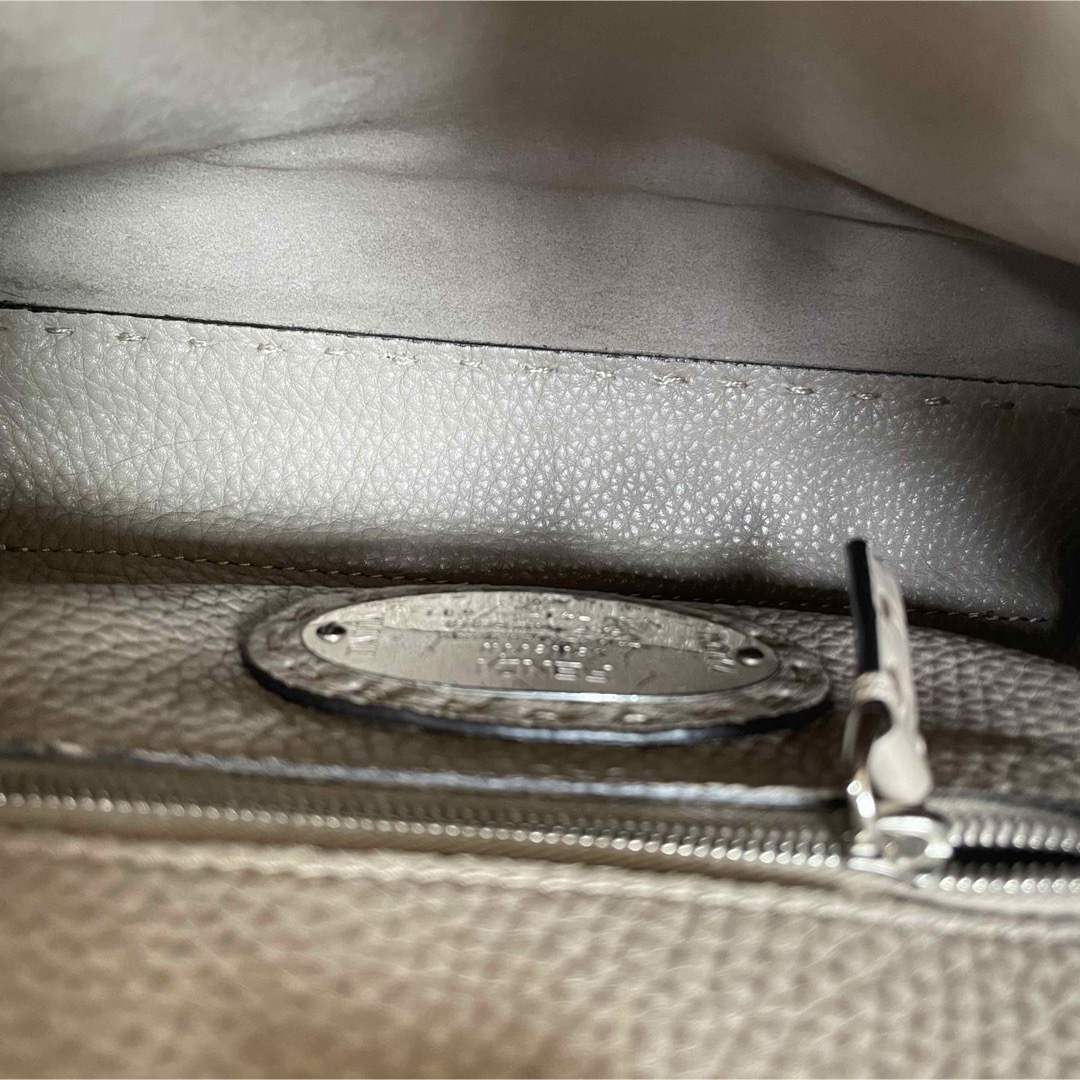 FENDI - フェンディ ピーカブー スモール セレリア グレー FENDI - フェンディ ピーカブー スモール セレリア グレー