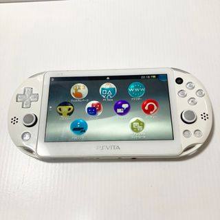 プレイステーションヴィータ(PlayStation Vita)のPS Vita PCH-2000 本体　ホワイト(携帯用ゲーム機本体)