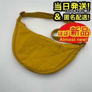 UNIQLO - 【ほぼ新品】 UNIQLO ラウンドミニショルダーバッグ 廃盤カラー イエロー