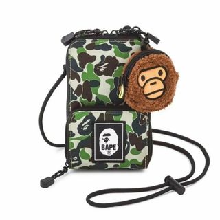 アベイシングエイプ(A BATHING APE)の新品・未使用☆A BATHING APE スマホショルダー グリーン(ショルダーバッグ)