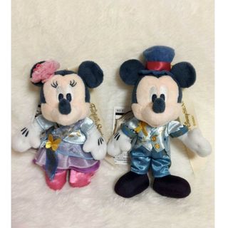 ディズニー(Disney)のファンタジースプリングス　ミッキー　ミニー　ぬいぐるみバッジ　全タグ付き(キャラクターグッズ)