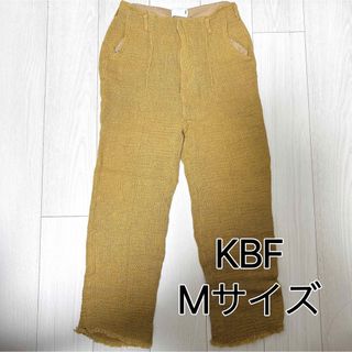 ケービーエフ(KBF)の【KBF】ケービーエフ　アーバンリサーチ テーパードパンツ アンクル丈　黄色(カジュアルパンツ)