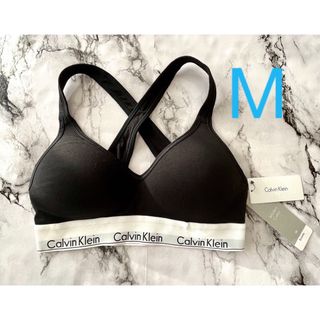 カルバンクライン(Calvin Klein)の【新品未使用】01 カルバンクライン　ブラレット　ブラトップ　ブラック　M(ブラ)