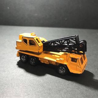 カーズトミカシリーズ(カーズ・トミカシリーズ)のトミカ　ミニカー　FUSO TRUCK CRANE(ミニカー)